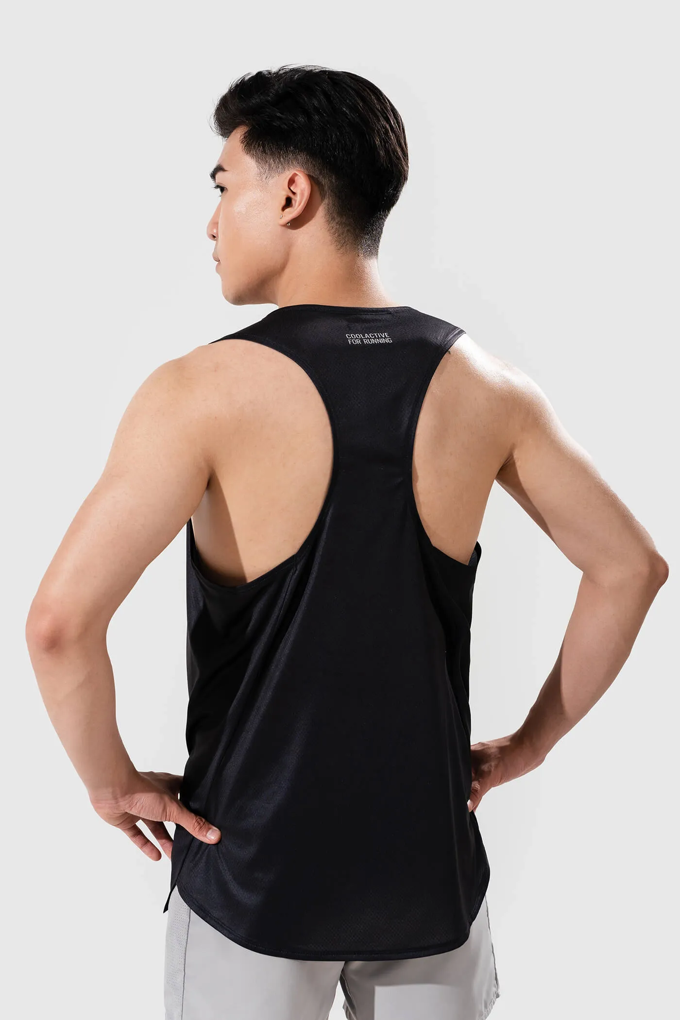 Áo Singlet chạy bộ Fast & Free  2