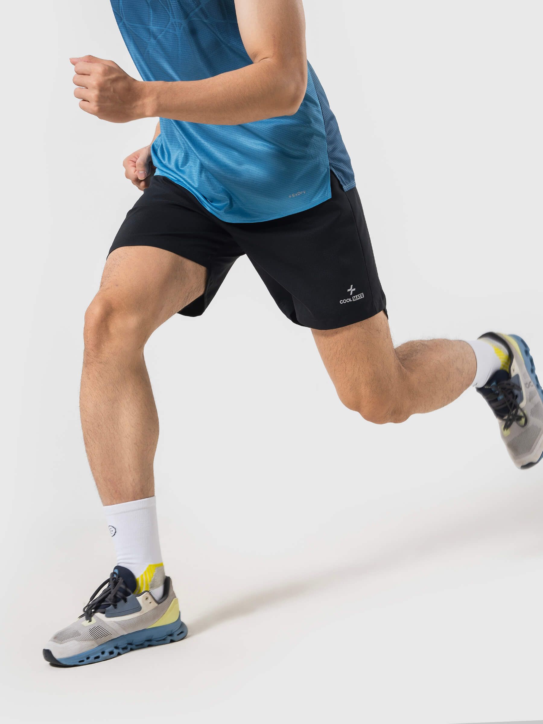 Quần Shorts Chạy Bộ 7 inch Essentials den