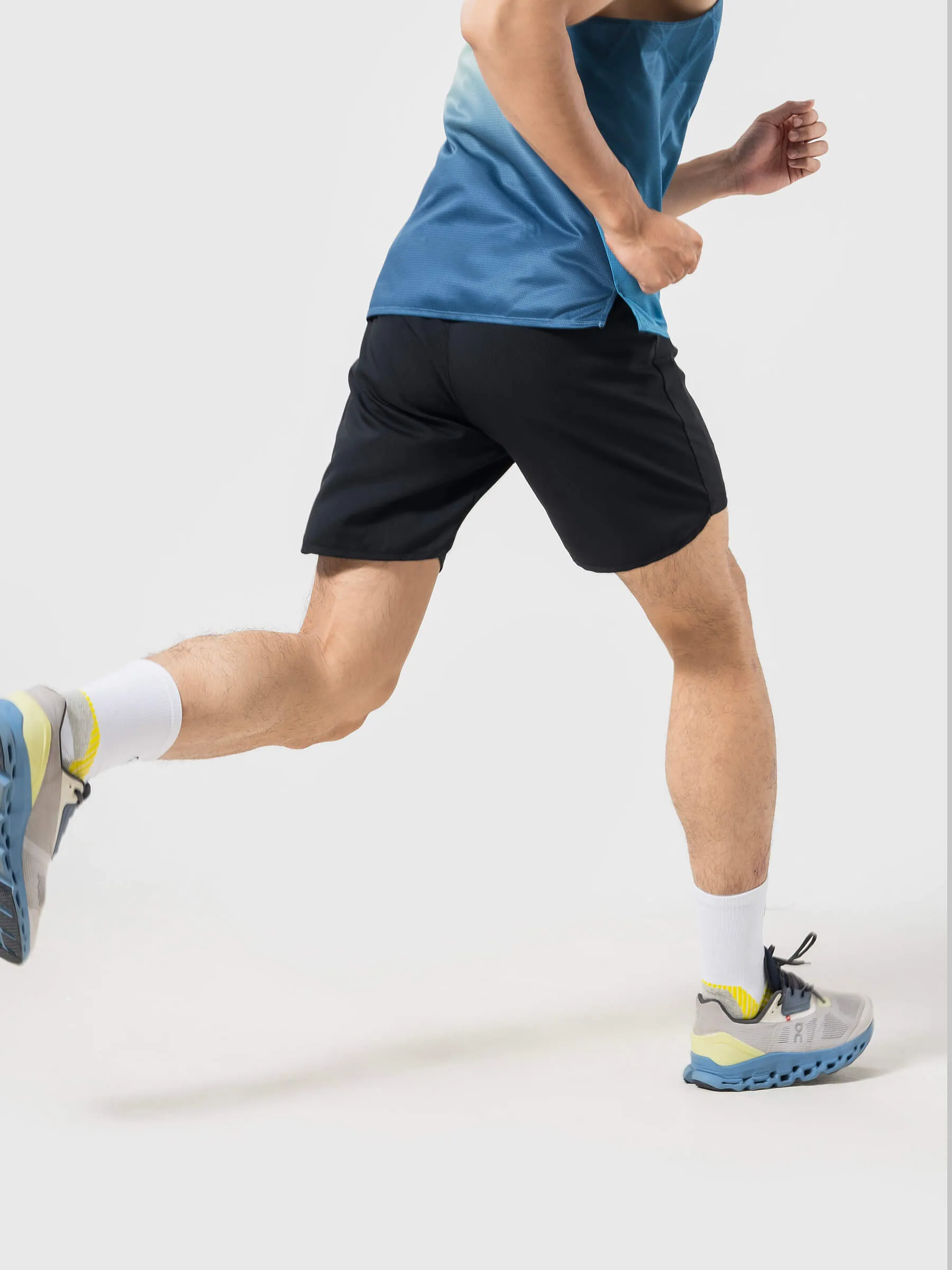 Quần Shorts Chạy Bộ 7 inch Essentials den 2