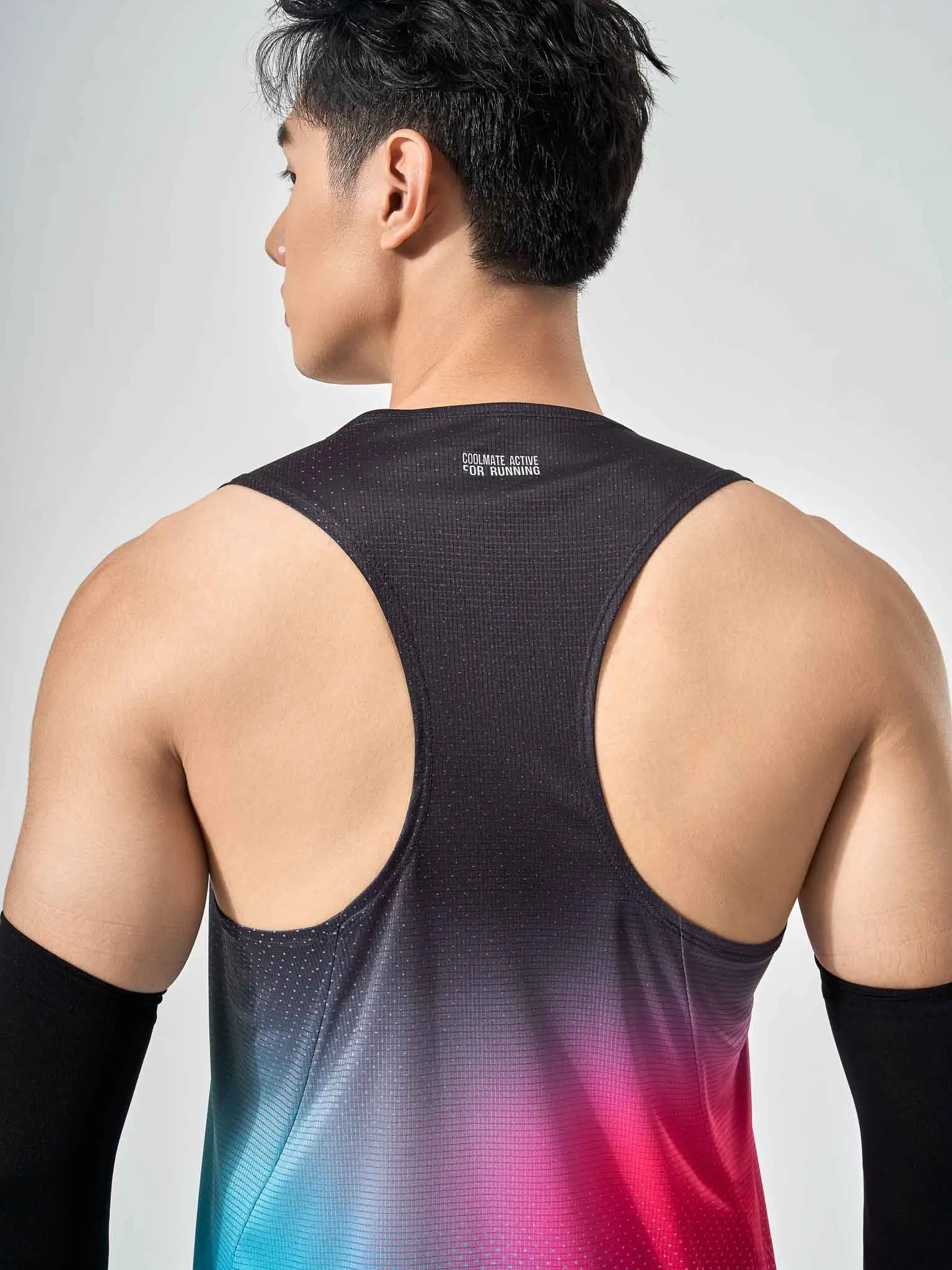 Singlet chạy bộ AirRush Gradient 4