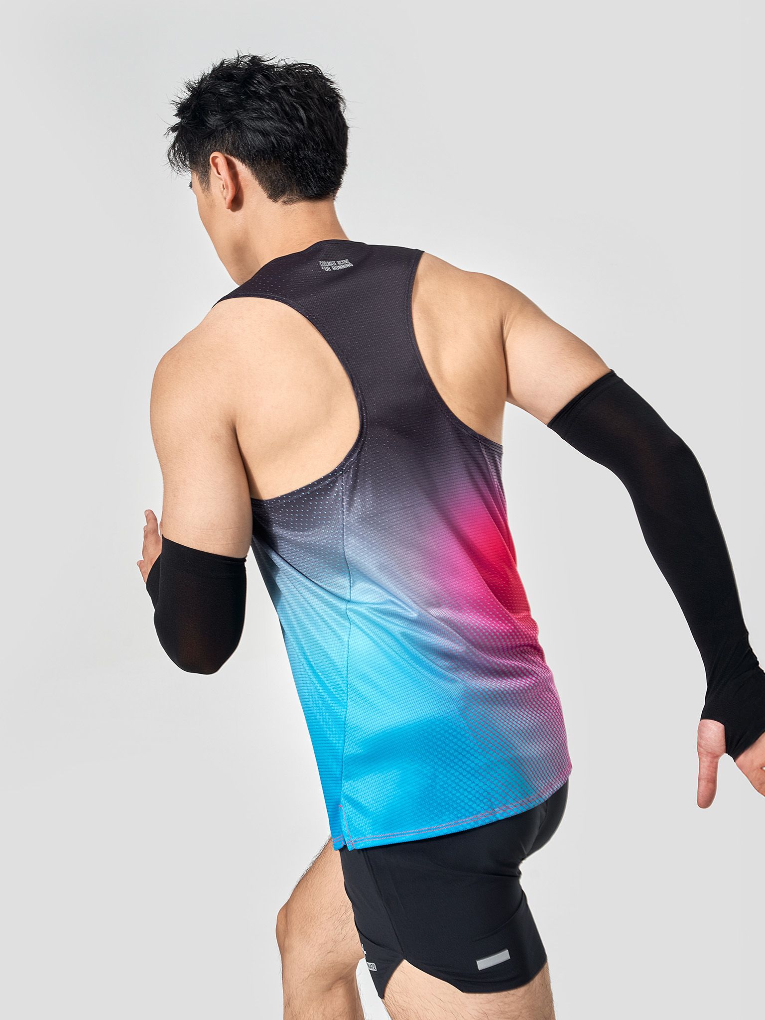 Singlet chạy bộ AirRush Gradient 1