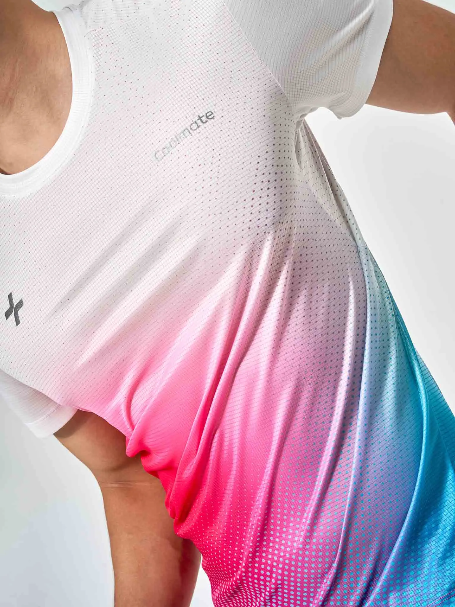 Tshirt chạy bộ AirRush Gradient 2