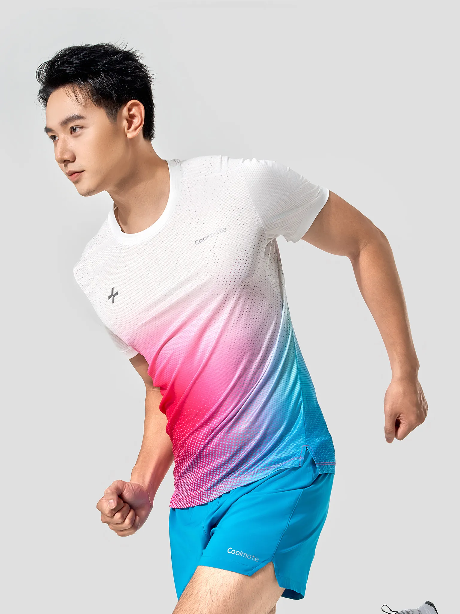 Tshirt chạy bộ AirRush Gradient