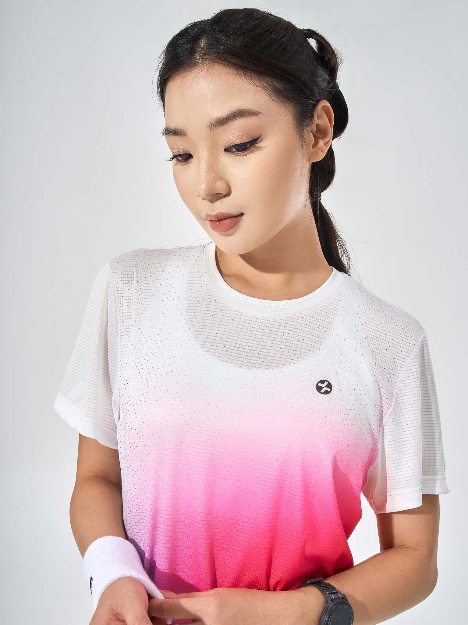 Tshirt chạy bộ nữ AirRush Gradient 3