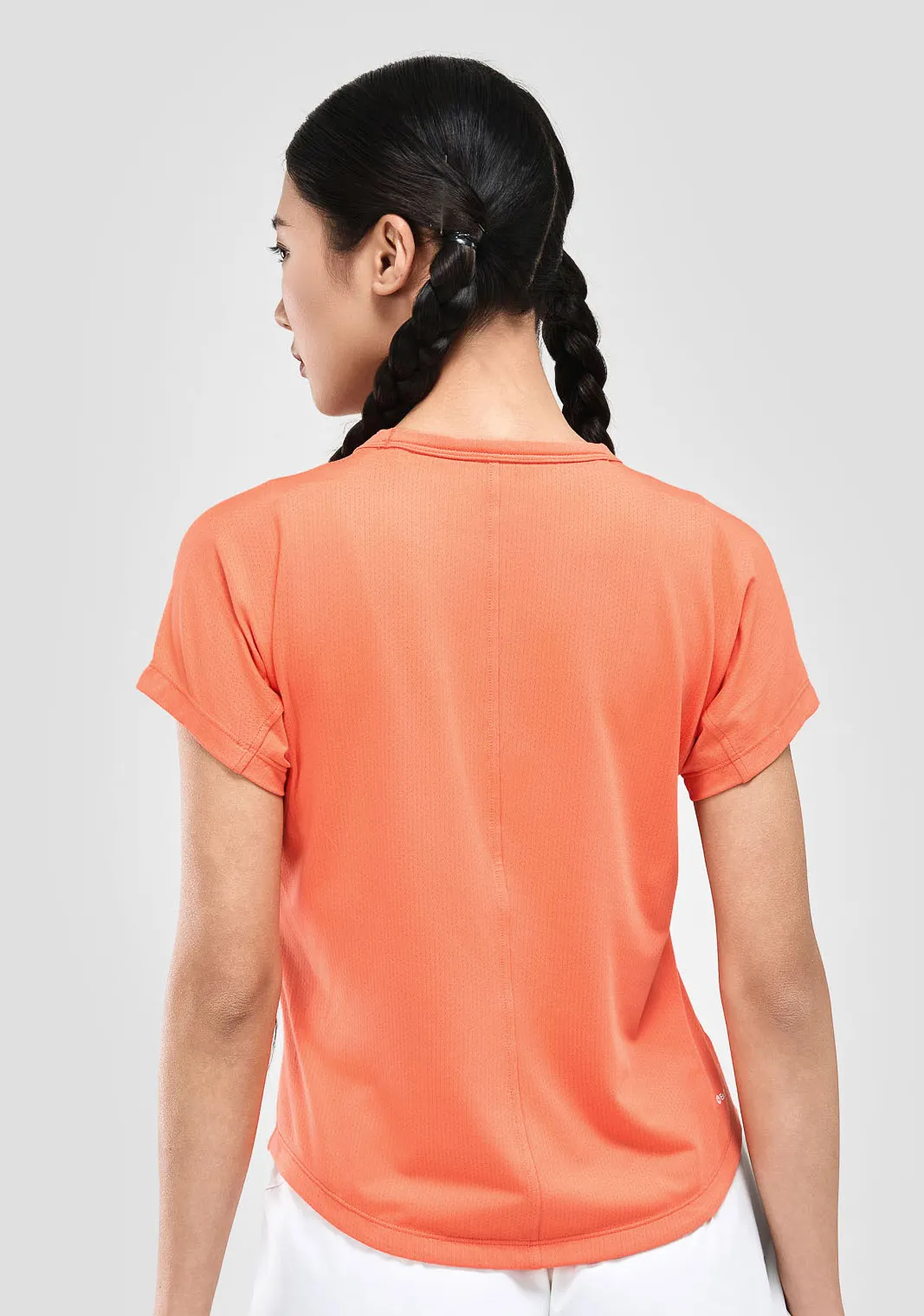 Áo thể thao nữ co giãn Slim Tee  1