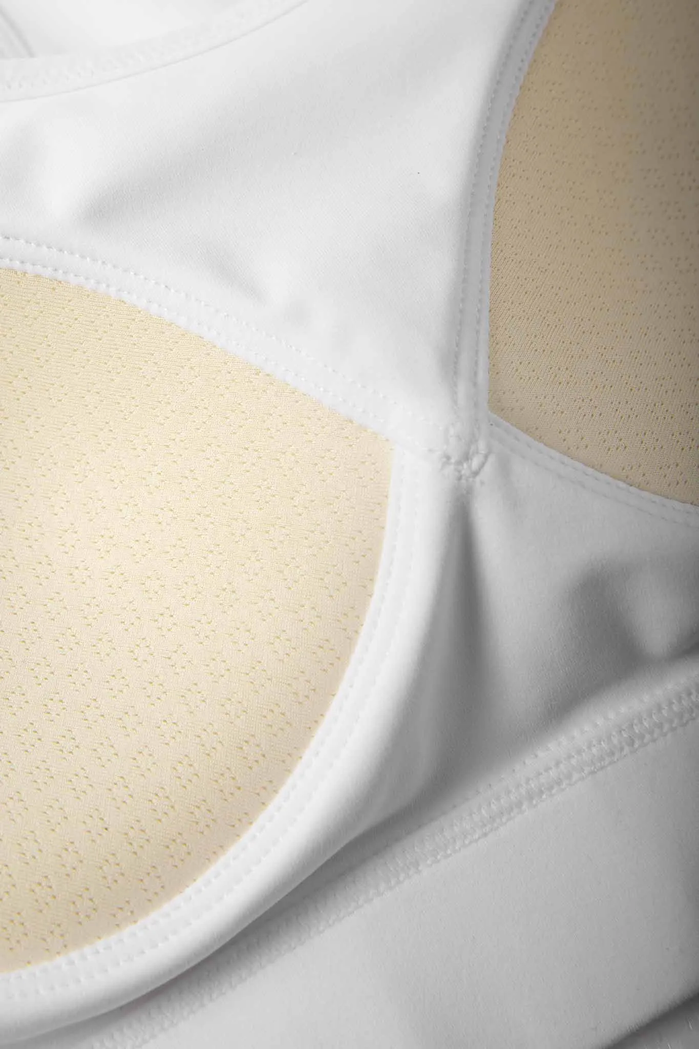 Áo Bra CoolFlex Everyday Trắng (Lỗi Nhỏ Mác Ép) 4