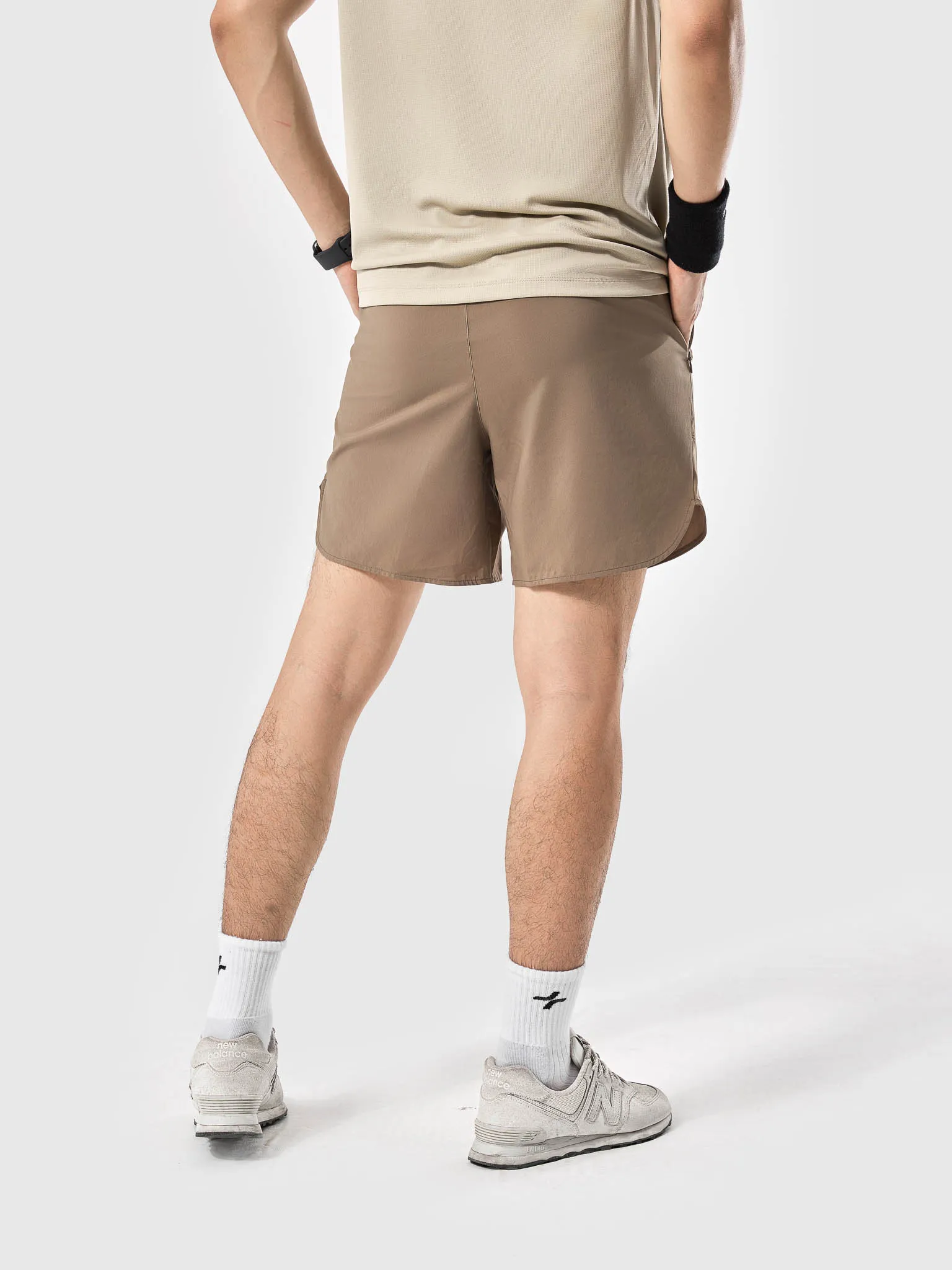 Shorts thể thao nam 6inch túi zipped 1