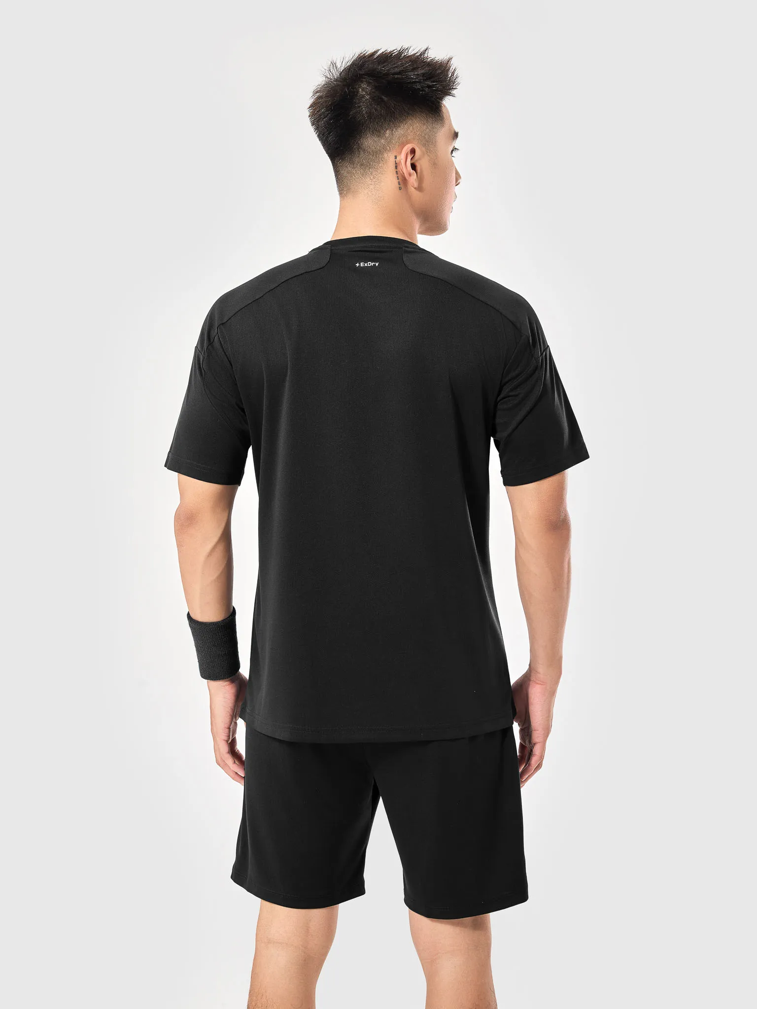 T-shirt thể thao nam FlexLine Active 1