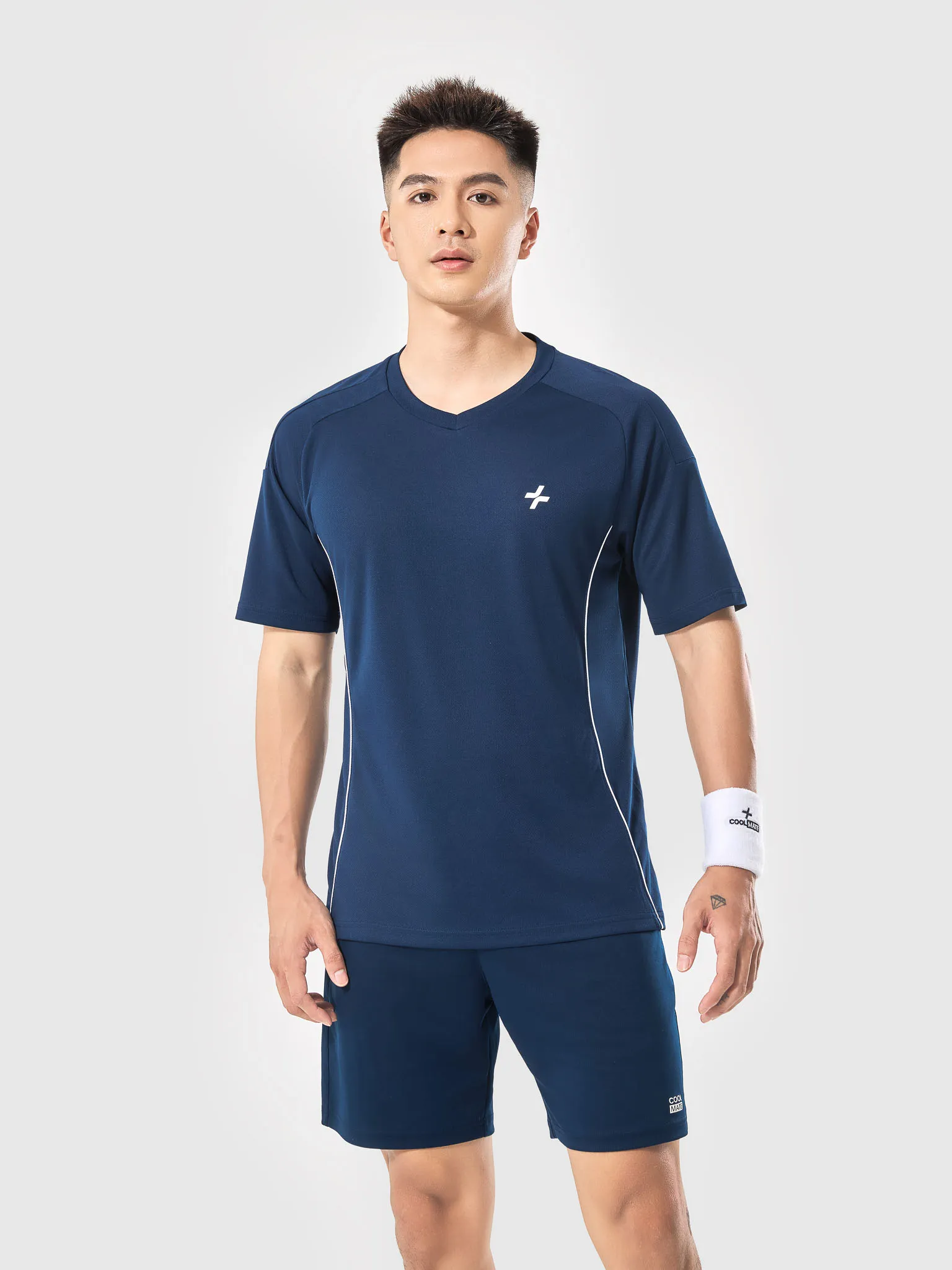 T-shirt thể thao nam FlexLine Active V-neck