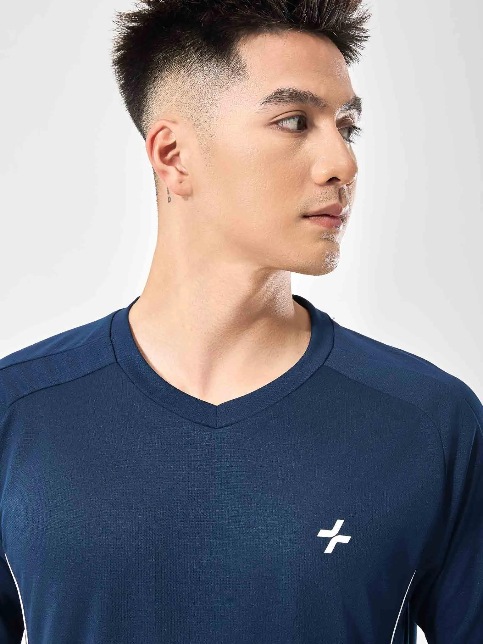 T-shirt thể thao nam FlexLine Active V-neck 4
