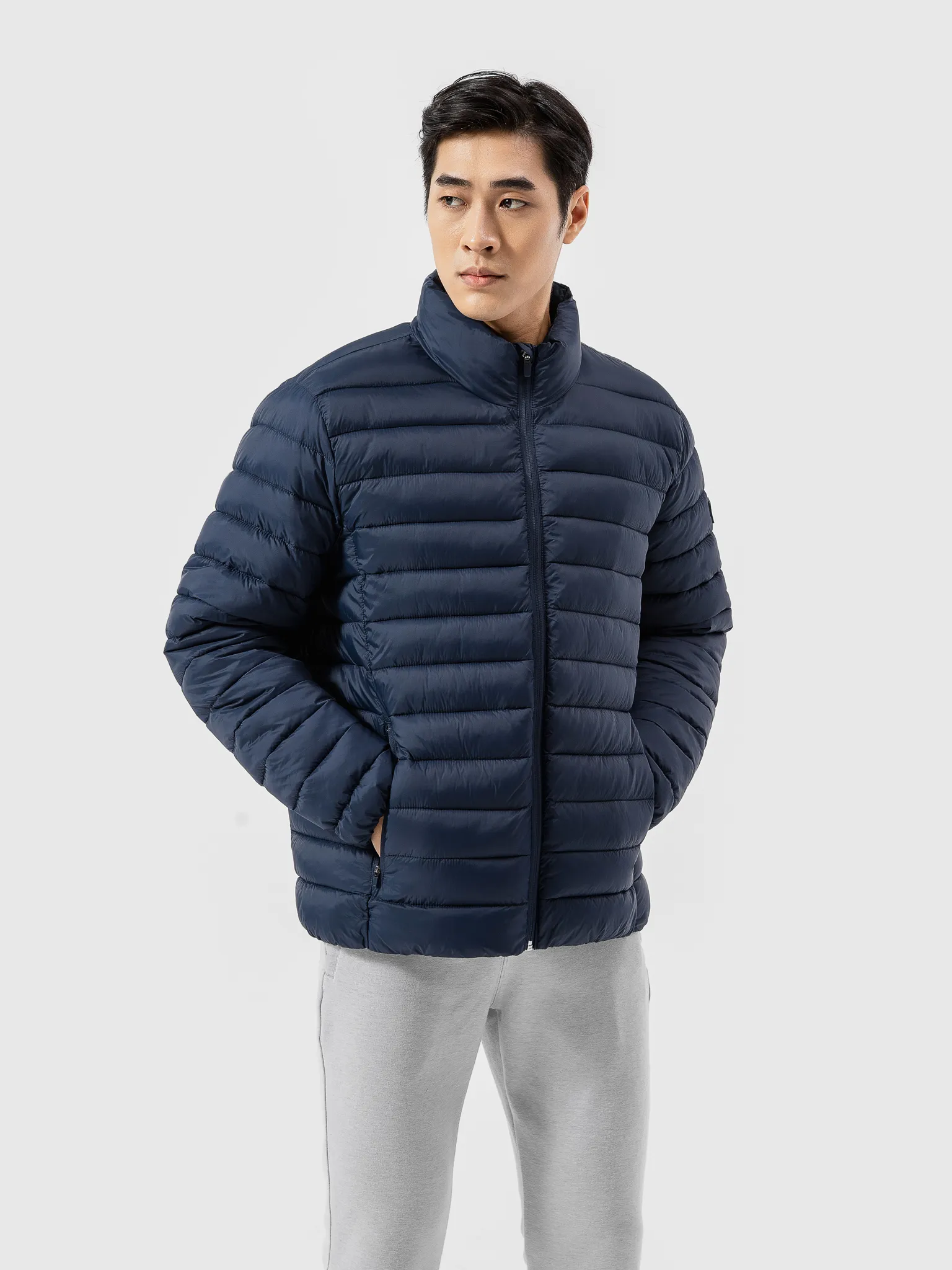 Áo phao nhẹ Ultrawarm