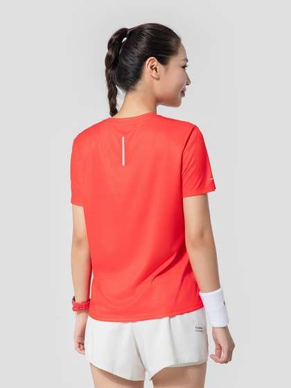 Áo thun chạy bộ "Việt Nam tiến bước" more