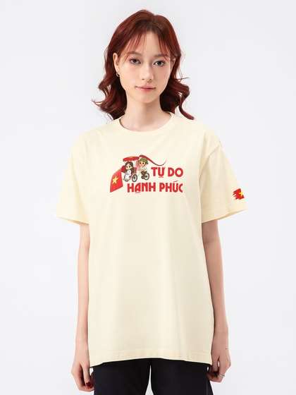 Áo thun Relaxed Fit Em Tự Do Hạnh Phúc