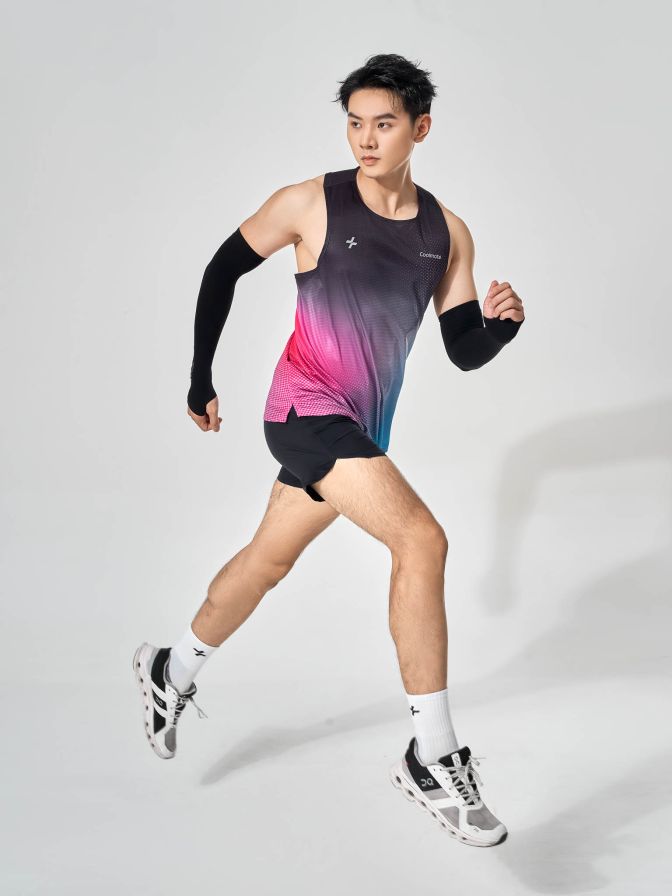 Singlet chạy bộ AirRush Gradient 7