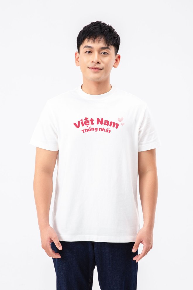 Áo thun Relaxed fit in Việt Nam thống nhất 