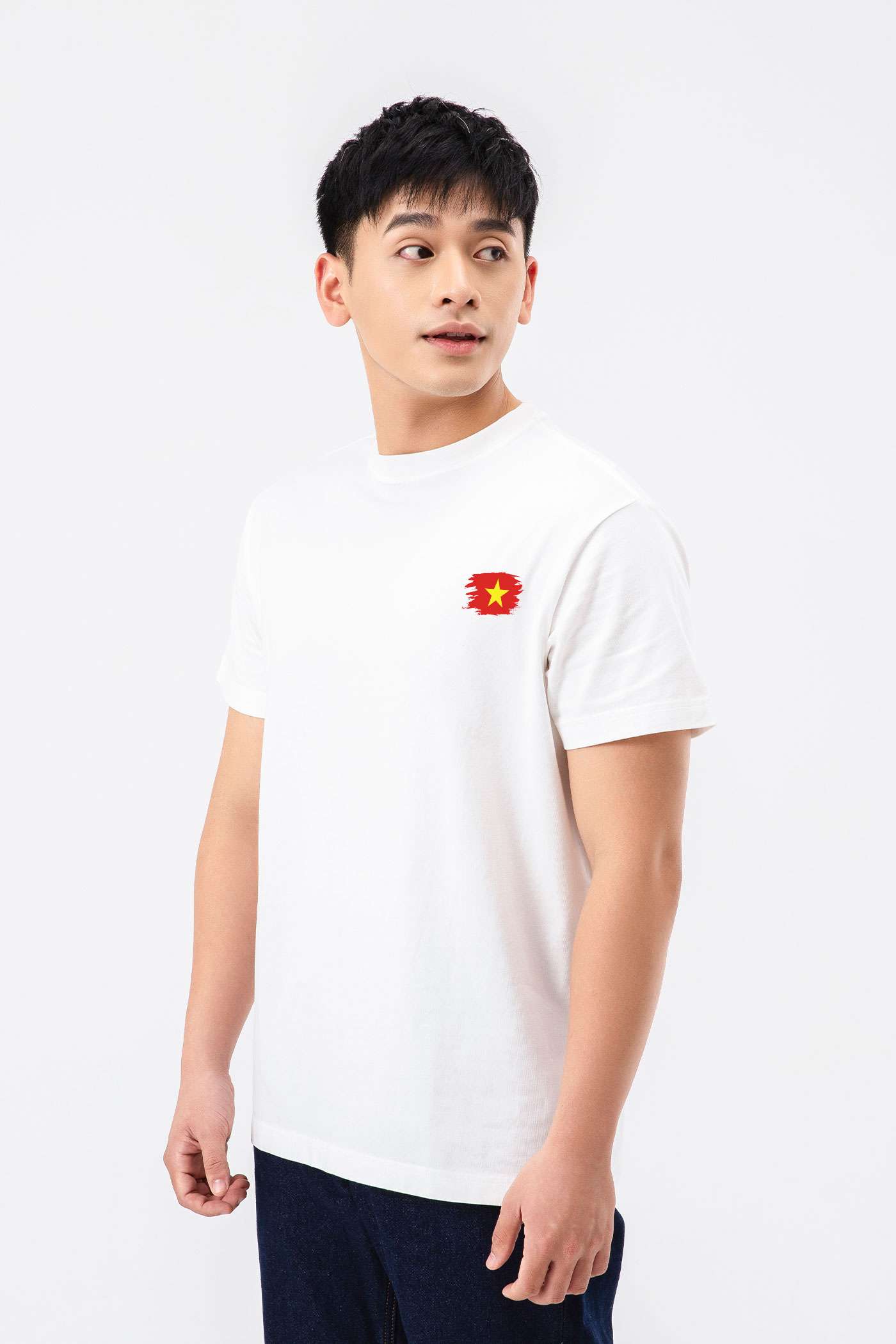 Áo thun Relaxed fit in Cờ đỏ - Độc lập