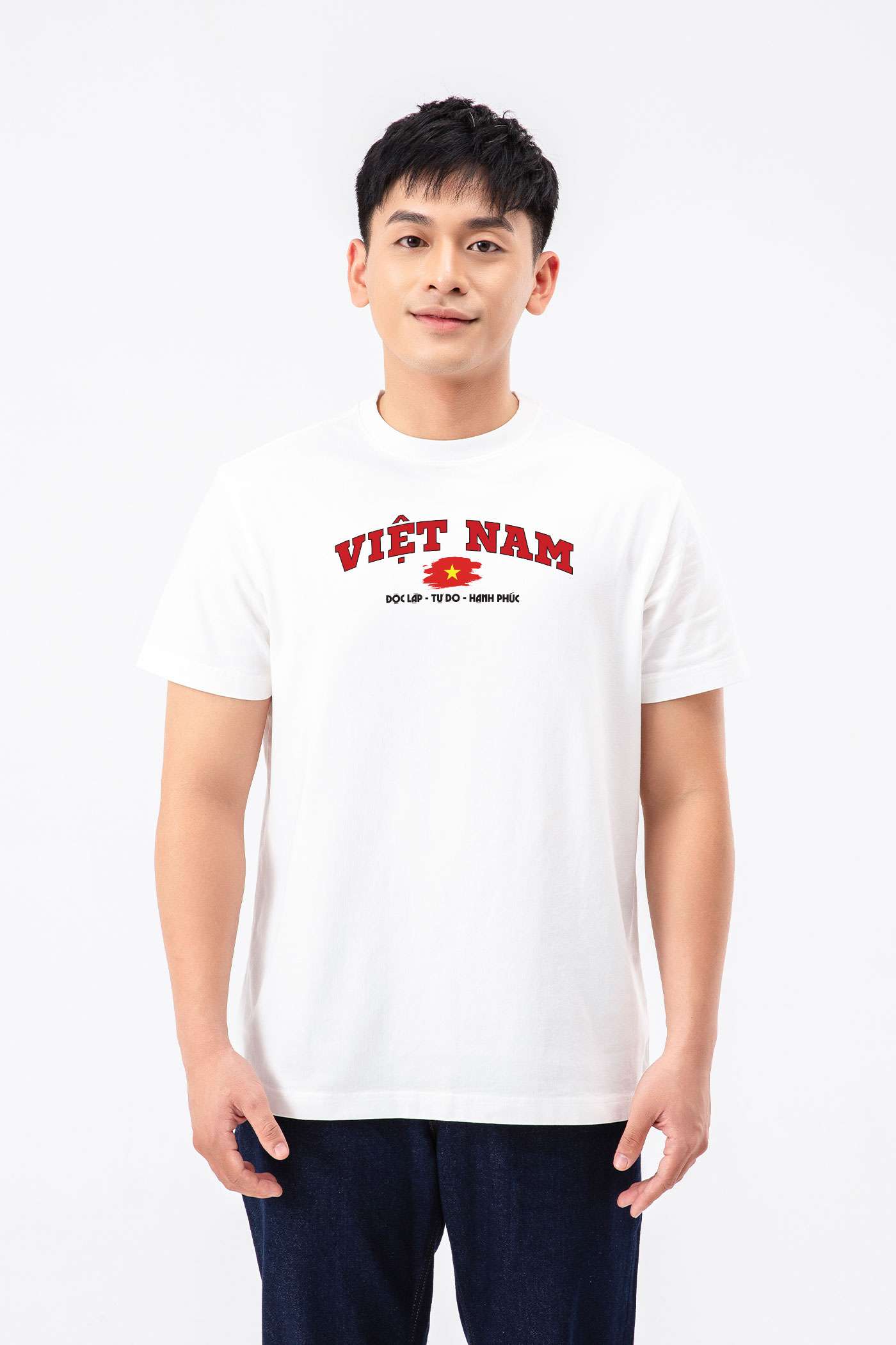 Áo thun Relaxed fit in Việt Nam độc lập