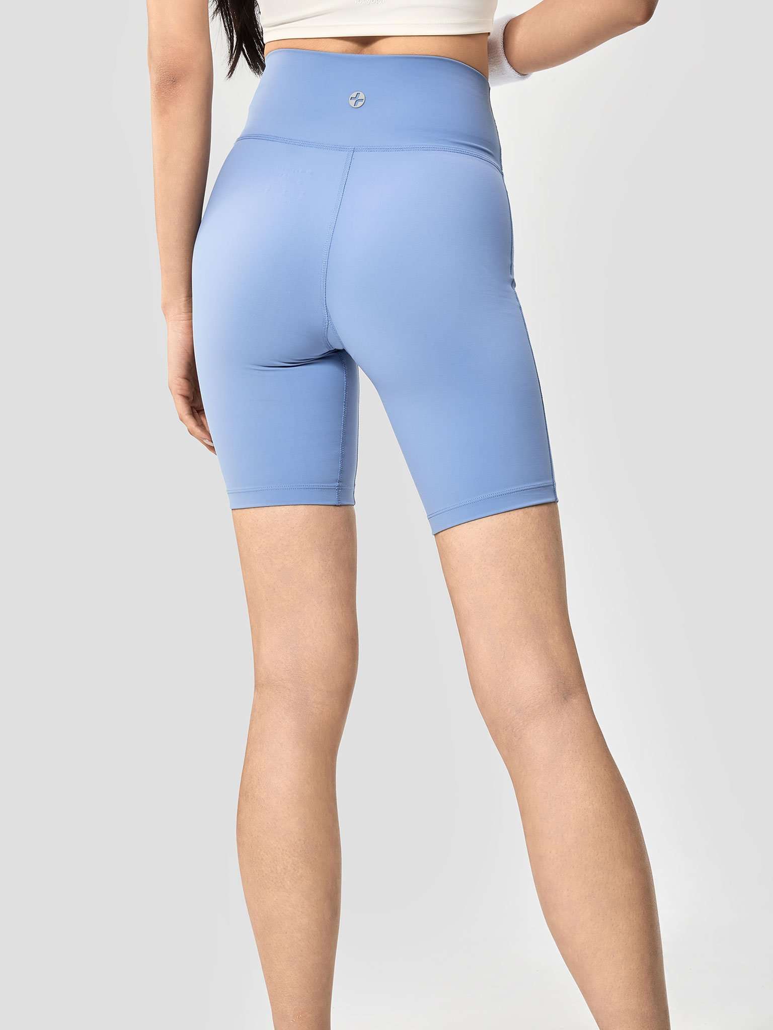 Quần Biker Shorts nữ 8 Inch CoolFlex Light Support more