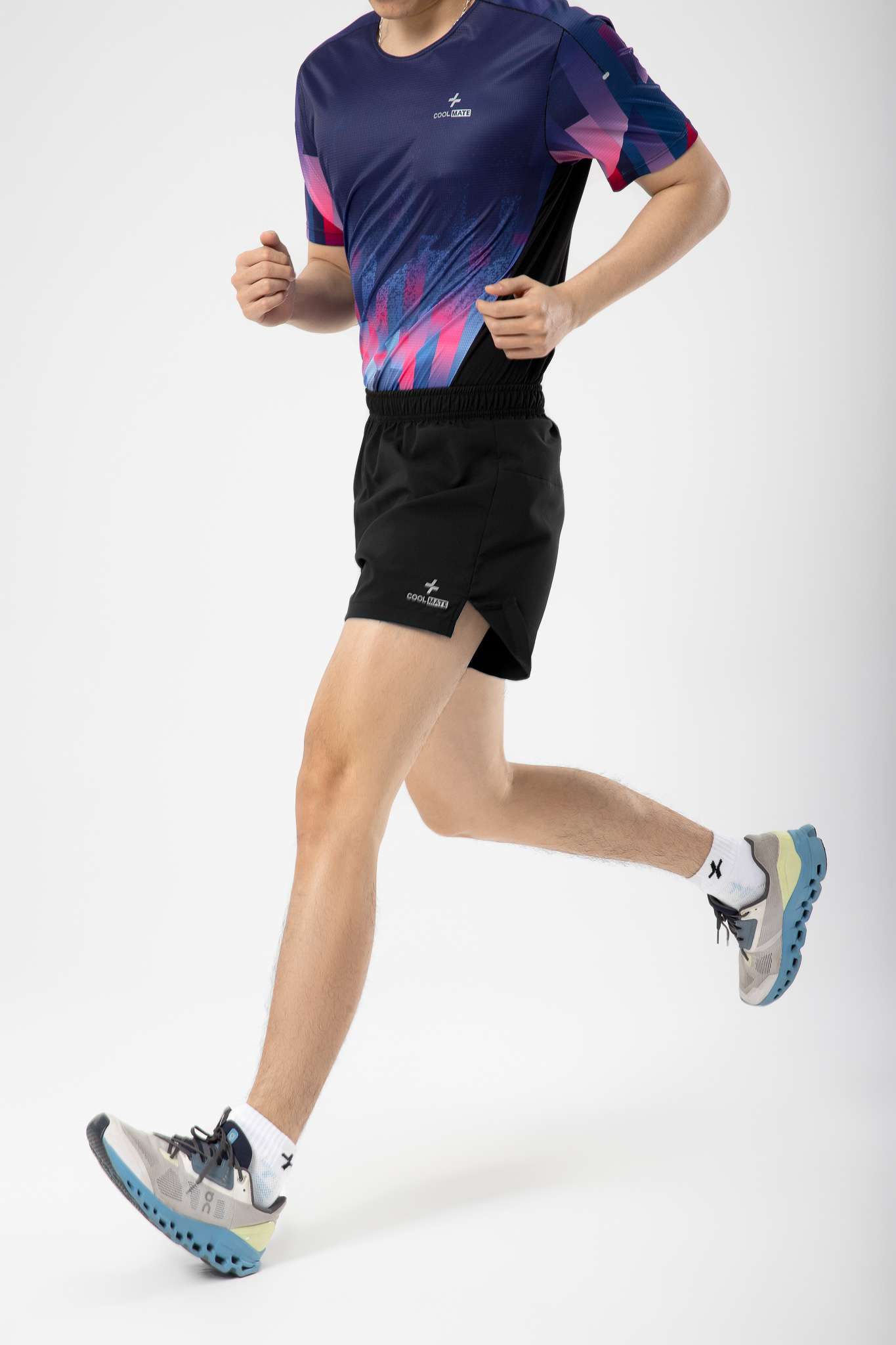 Quần Shorts Running Essentials 5 inch